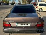 Mercedes-Benz E 280 1993 года за 2 150 000 тг. в Алматы – фото 2