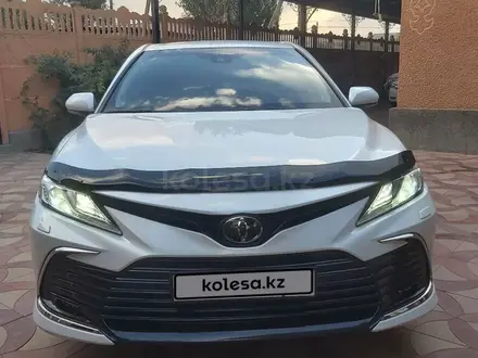 Toyota Camry 2021 года за 23 500 000 тг. в Тараз – фото 4