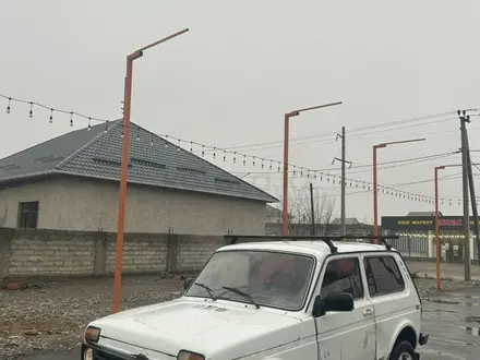 ВАЗ (Lada) Lada 2121 2000 года за 560 000 тг. в Туркестан