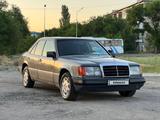 Mercedes-Benz E 230 1990 годаfor1 000 000 тг. в Талдыкорган – фото 3