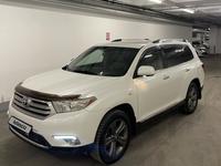 Toyota Highlander 2011 года за 13 900 000 тг. в Алматы