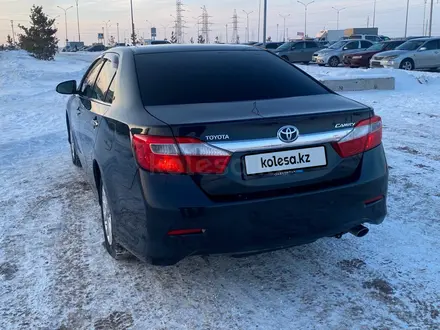 Toyota Camry 2012 года за 9 500 000 тг. в Астана – фото 2