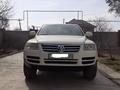 Volkswagen Touareg 2005 года за 5 800 000 тг. в Жаркент