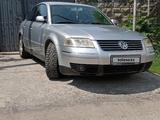 Volkswagen Passat 2001 годаүшін2 700 000 тг. в Алматы