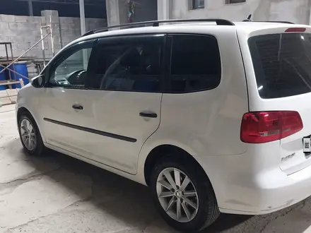 Volkswagen Touran 2014 года за 4 800 000 тг. в Алматы – фото 5