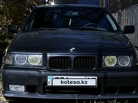 BMW 328 1994 года за 2 500 000 тг. в Алматы – фото 15
