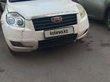 Geely Emgrand X7 2014 года за 2 000 000 тг. в Астана – фото 2