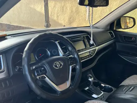 Toyota Highlander 2016 года за 16 000 000 тг. в Шымкент – фото 3