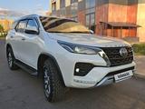 Toyota Fortuner 2022 годаүшін23 800 000 тг. в Петропавловск – фото 5