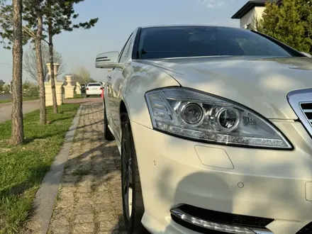 Mercedes-Benz S 350 2011 года за 14 000 000 тг. в Алматы – фото 13