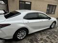 Toyota Camry 2023 годаүшін17 200 000 тг. в Алматы – фото 4