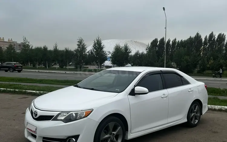 Toyota Camry 2014 года за 5 600 000 тг. в Уральск