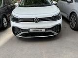 Volkswagen ID.6 2022 года за 10 500 000 тг. в Алматы