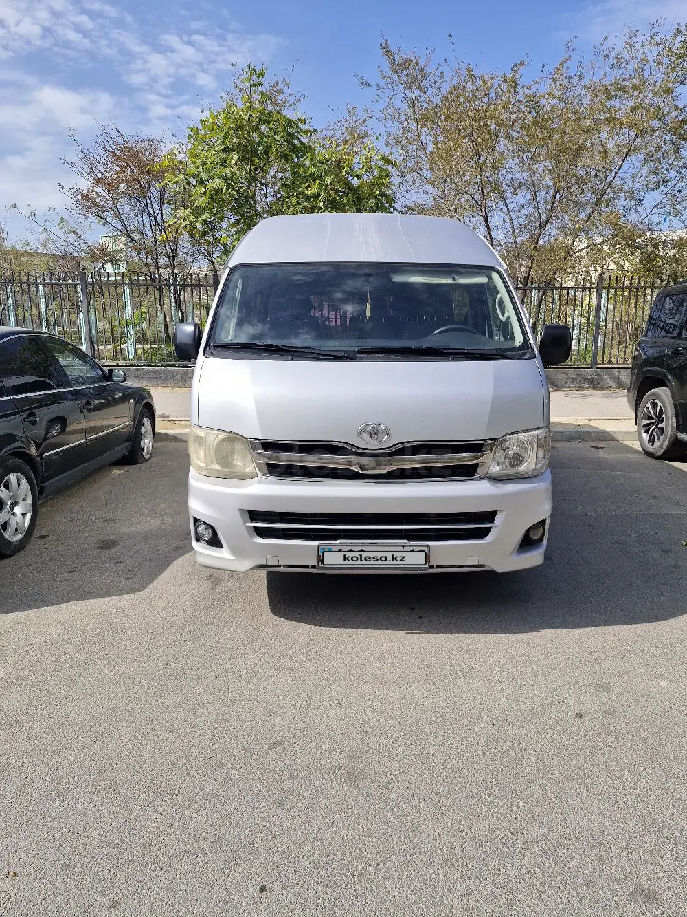 Toyota HiAce, 2012