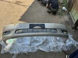 Передний бампер на Lexus Es300, Toyota Windom 30 б/у оригинал за 150 000 тг. в Астана