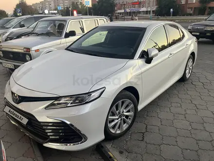 Toyota Camry 2024 года за 17 570 000 тг. в Усть-Каменогорск