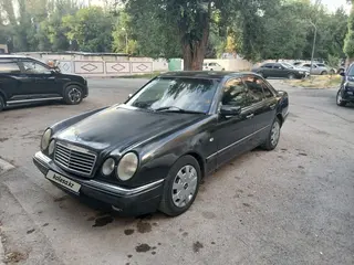 Mercedes-Benz E 280