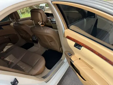 Mercedes-Benz S 500 2007 года за 6 500 000 тг. в Алматы – фото 13