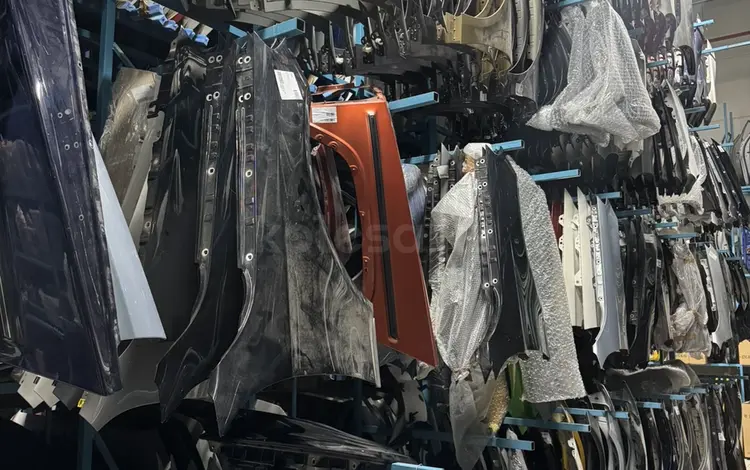 Крыло переднее W464 за 200 000 тг. в Алматы