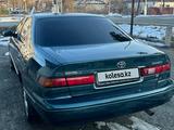 Toyota Camry 1999 года за 5 500 000 тг. в Талдыкорган – фото 2