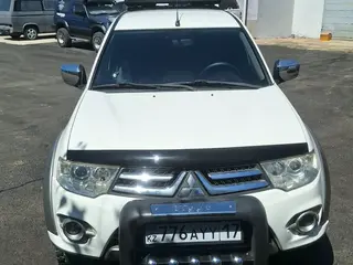Mitsubishi L200