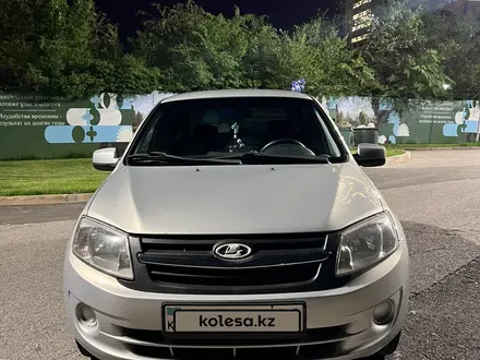 ВАЗ (Lada) Granta 2190 2012 года за 2 000 000 тг. в Алматы – фото 2