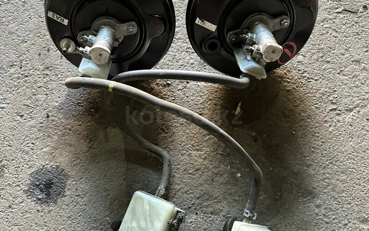 Вакуум тормозной на Toyota Estima за 20 000 тг. в Алматы