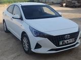 Hyundai Accent 2021 года за 8 850 000 тг. в Актау – фото 2