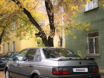 Volkswagen Passat 1990 года за 2 650 000 тг. в Караганда – фото 4