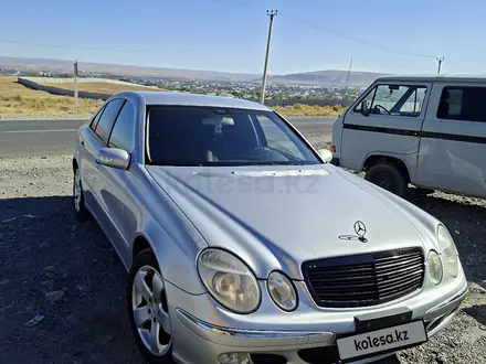 Mercedes-Benz E 320 2002 года за 4 300 000 тг. в Туркестан – фото 3