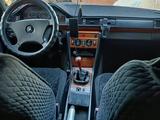 Mercedes-Benz E 200 1992 годаүшін2 300 000 тг. в Талдыкорган – фото 2