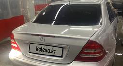 Mercedes-Benz C 200 2001 годаүшін3 800 000 тг. в Балхаш – фото 3