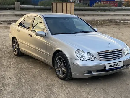 Mercedes-Benz C 200 2001 года за 3 550 000 тг. в Астана – фото 11