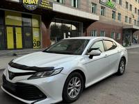 Toyota Camry 2018 года за 10 500 000 тг. в Алматы