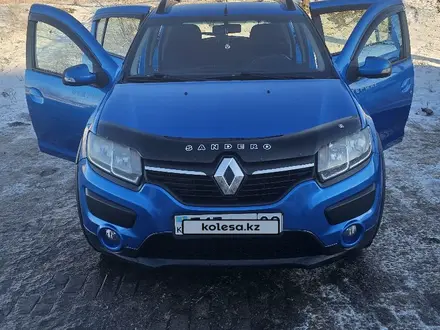 Renault Sandero Stepway 2015 года за 5 200 000 тг. в Караганда – фото 10