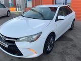 Toyota Camry 2015 года за 6 500 000 тг. в Атырау – фото 2