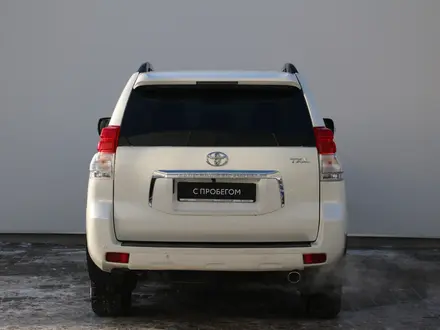 Toyota Land Cruiser Prado 2010 года за 13 890 000 тг. в Астана – фото 4