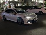 Toyota Camry 2023 годаүшін18 500 000 тг. в Астана – фото 2