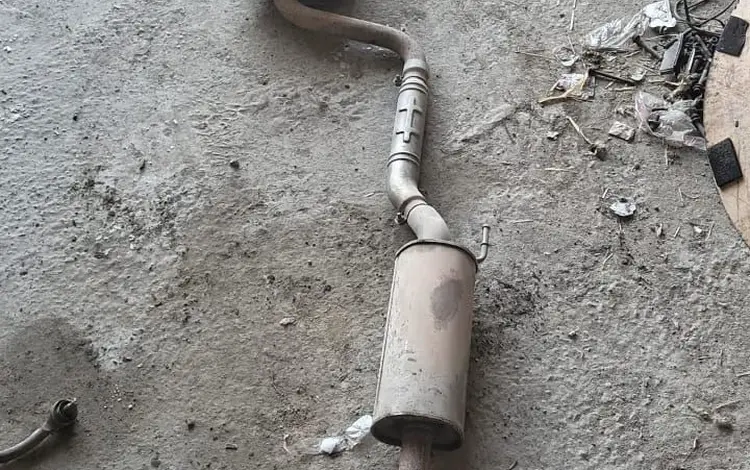 Kia Ceed 2014 год глушитель за 1 000 тг. в Алматы