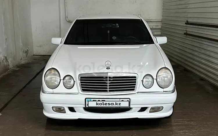 Mercedes-Benz E 230 1996 годаүшін2 500 000 тг. в Астана