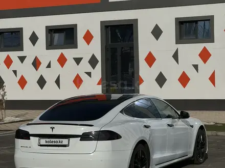 Tesla Model S 2015 года за 25 000 000 тг. в Алматы – фото 12