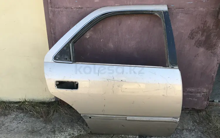 Дверь задняя правая Тойота Камри 20 за 30 000 тг. в Павлодар