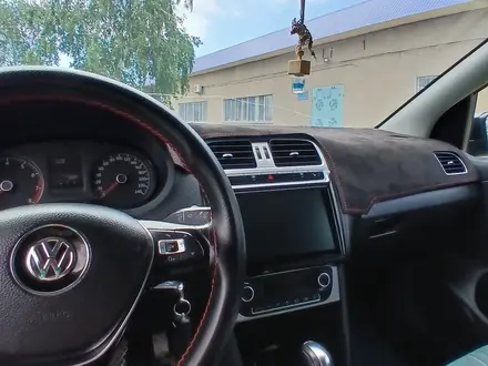Volkswagen Polo 2015 года за 4 500 000 тг. в Актобе – фото 5