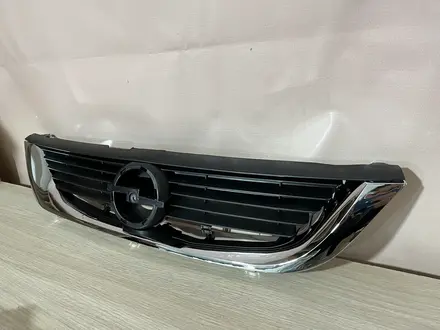 Решетка радиатора — Opel Vectra B 1996-1998 за 8 000 тг. в Алматы – фото 2
