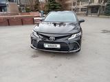 Toyota Camry 2021 года за 15 800 000 тг. в Алматы – фото 5