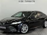 Toyota Camry Prestige 2020 года за 13 900 000 тг. в Астана