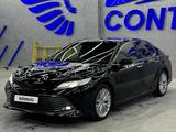 Toyota Camry 2018 годаүшін14 500 000 тг. в Шымкент – фото 3