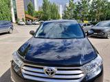 Toyota Highlander 2013 годаүшін13 595 705 тг. в Астана – фото 2