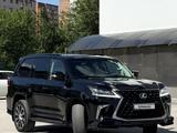 Lexus LX 570 2017 года за 36 900 000 тг. в Актобе