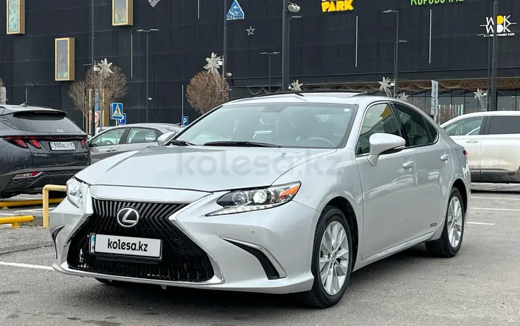 Lexus ES 300h 2013 годаүшін11 200 000 тг. в Шымкент